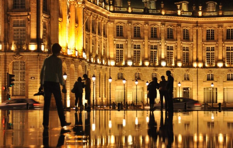 Consultation médicale à domicile avec Medadom à Bordeaux